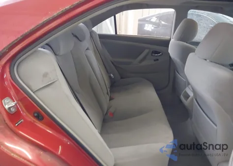 2009 Toyota Camry Le z USA, uszkodzony, nr VIN 4T1BE46K69U360935